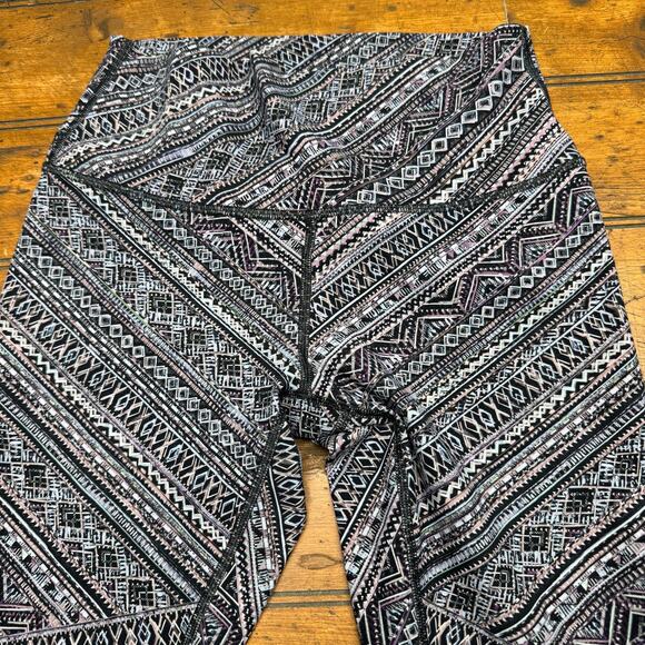 Lululemon Ankle Length Leggings Size 6 Geometric Pattern Active Yoga Running‎ - Picture 2 of 4